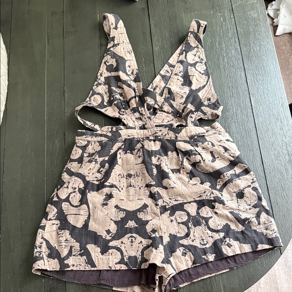Free People Black and Cream Patterned Romper
